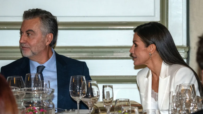 Pareja De Alsina